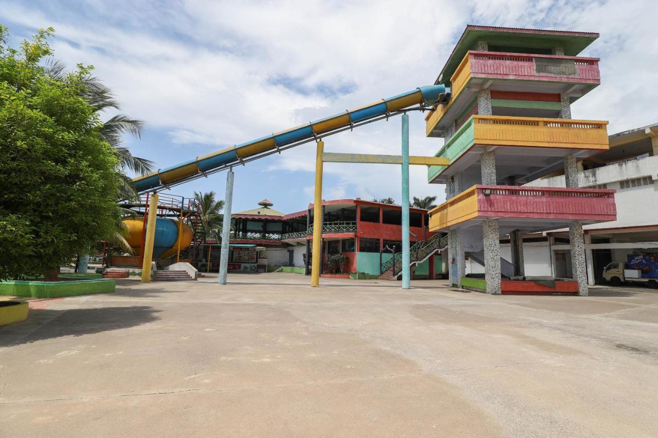 Capital O 49279 Chhab Chhaba Chhab Water Fun Park & Resort Damka Exterior foto